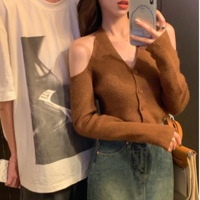 Vintage off-shoulder knitted top SS2674