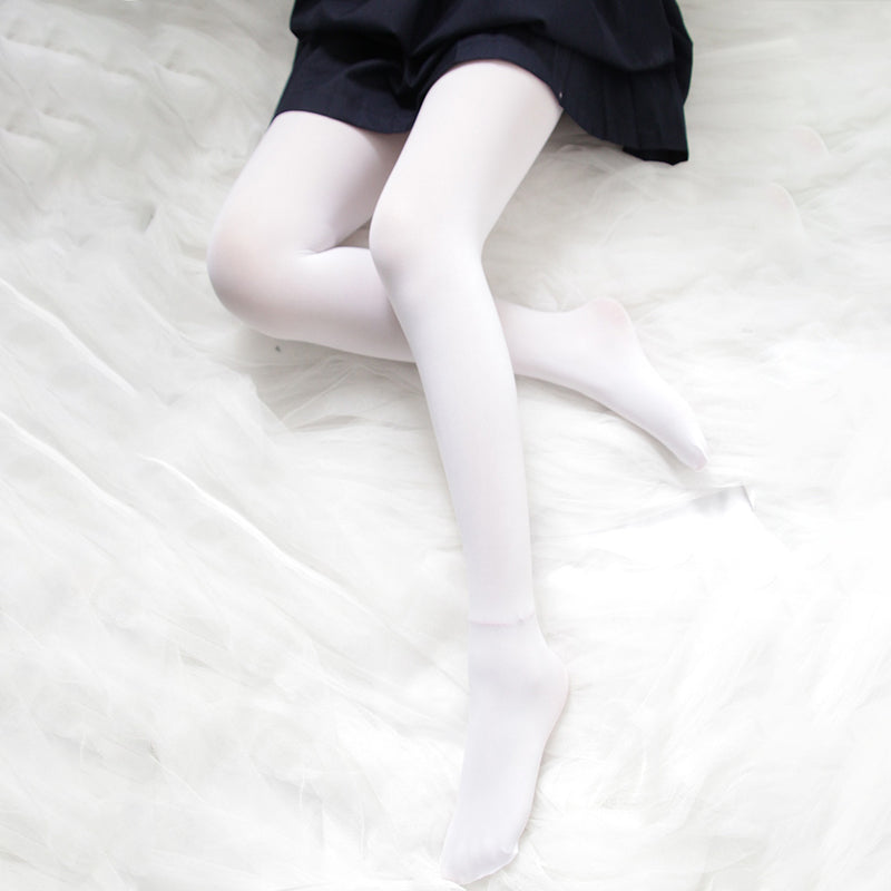 White Silk Black Stockings SS1052